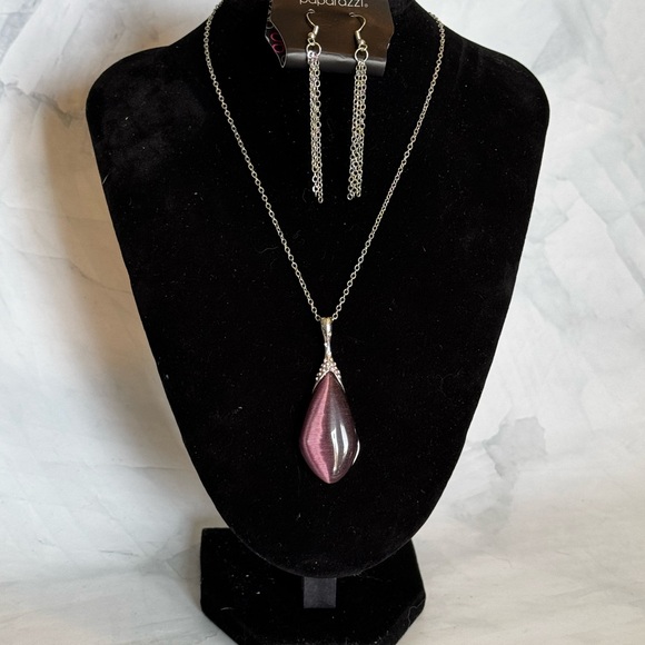 Longer Necklace - Picture 1 of 2